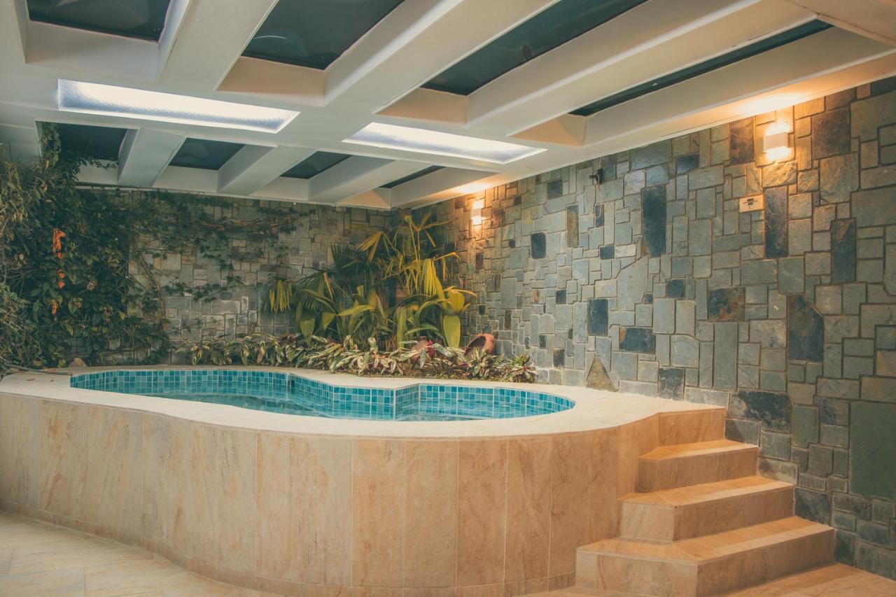 Cotinga 3* Tribunas